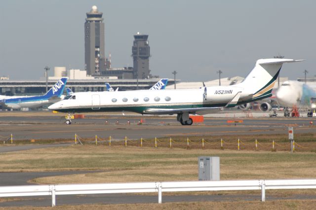 Gulfstream Aerospace Gulfstream IV (N521HN) - Departure at Narita Intl Airport 34L on 2007/11/23