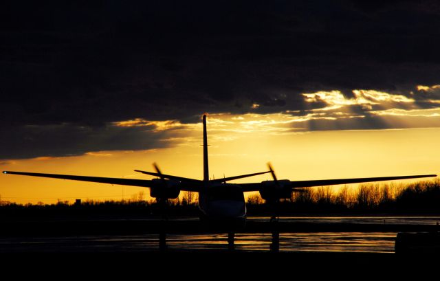 Aero Commander 500 (NOAA51)