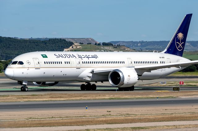 Boeing 787-9 Dreamliner (HZ-AR11)