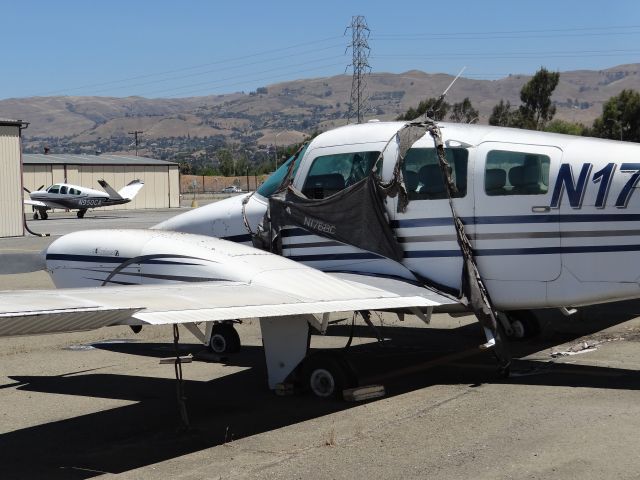 Beechcraft Duchess (N176BC)