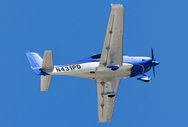 Cirrus SR22 Turbo (N431PD)