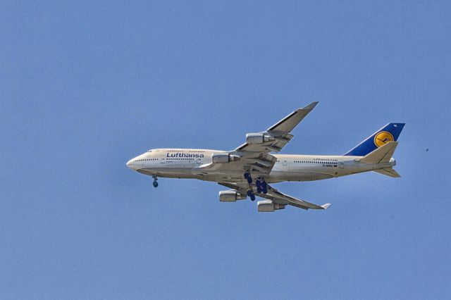 BOEING 747-8 (D-ABVL)