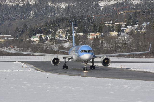 Boeing 757-200 (G-OOBB)