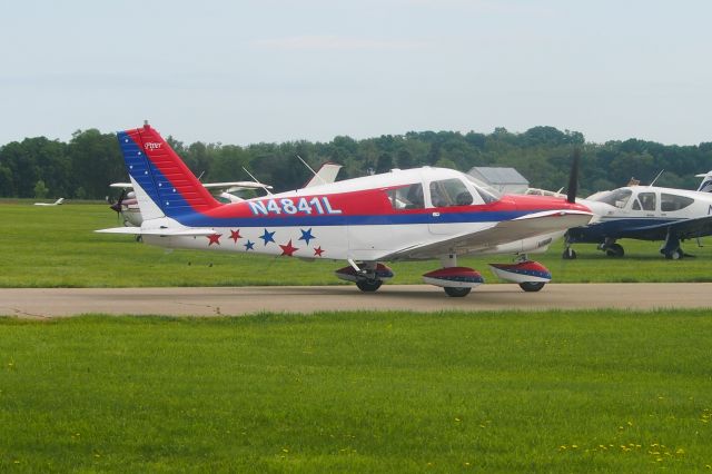 Piper Cherokee (N4841L)