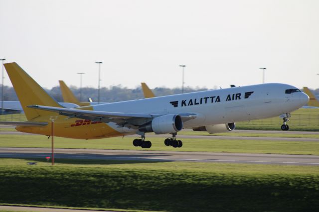 BOEING 767-300 (N763CK) - Kalitta Air 767-300 Departing 36R, One of the last Boeing 767 operations for Kalitta Air.