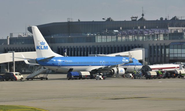 Boeing 737-800 (PH-BCD) - Budapest KLM Boeing 737-8K2(WL) PH-BCD in Budapest 