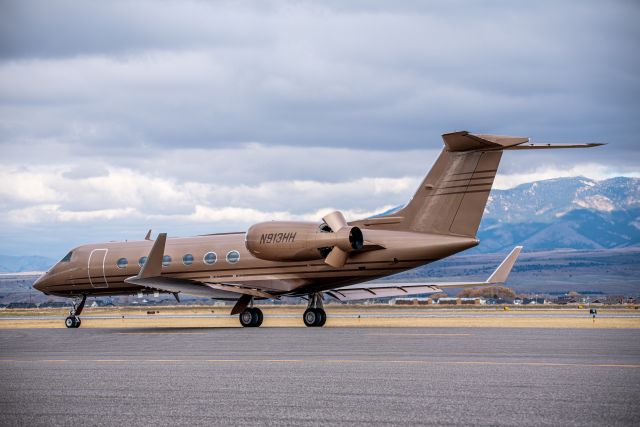 Gulfstream Aerospace Gulfstream IV (N913HH) - The Coffee Gulfstream G450 