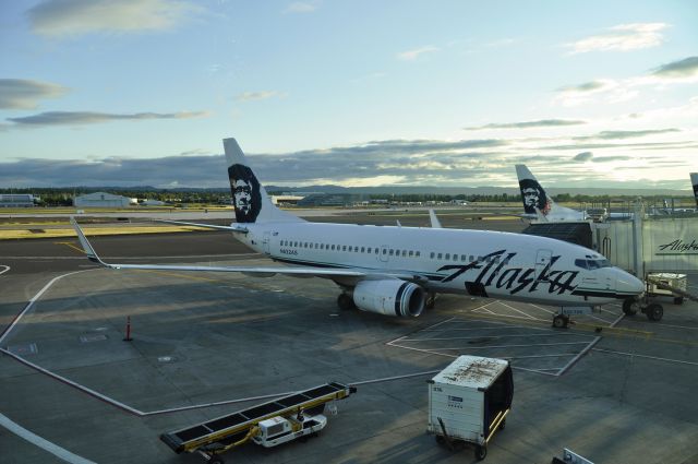 Boeing 737-700 (N622AS) - Alaska Airlines Boeing 737-790(WL) N622AS in Portland International