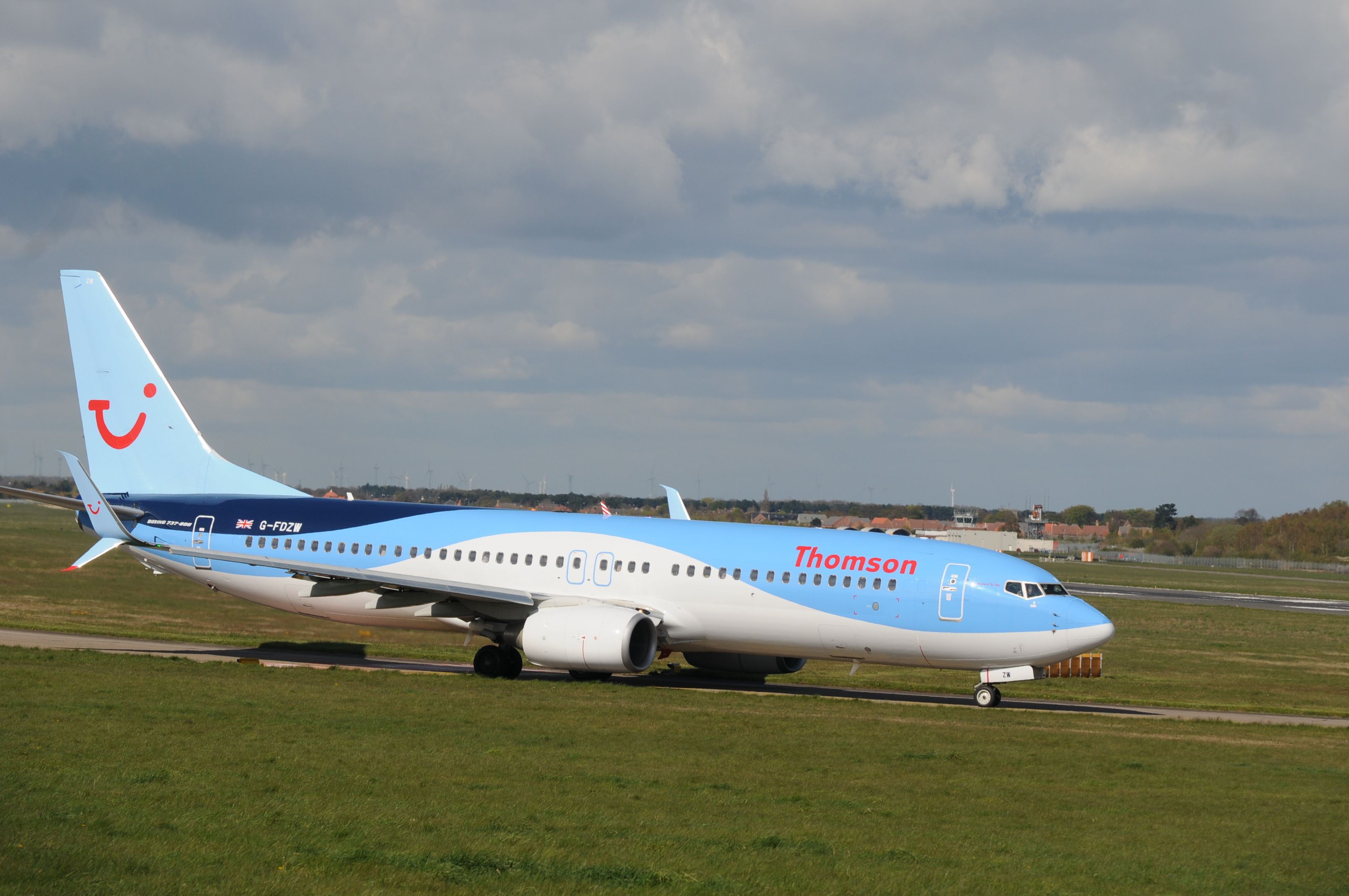 Boeing 737-800 (G-FDZW)