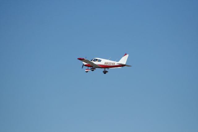 Piper Cherokee (N8024N)