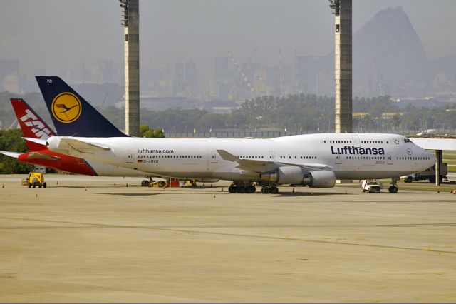 Boeing 747-200 (D-ABVO)