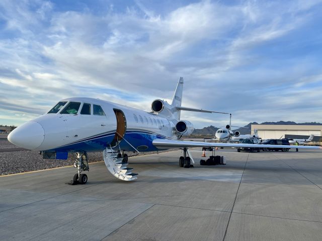 Dassault Falcon 50 (N990MM)