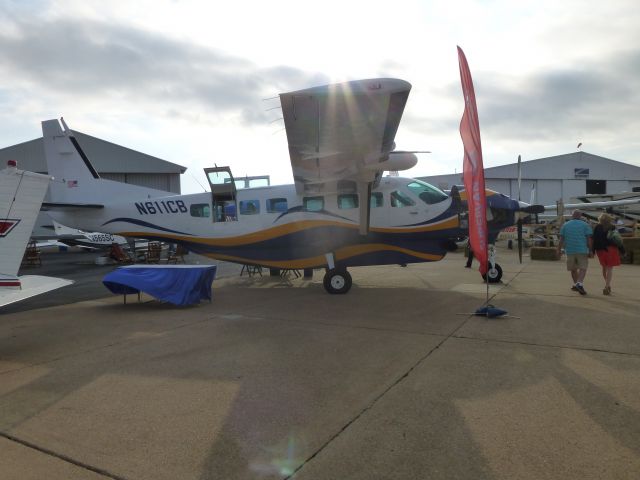 Cessna Caravan (N611CB)