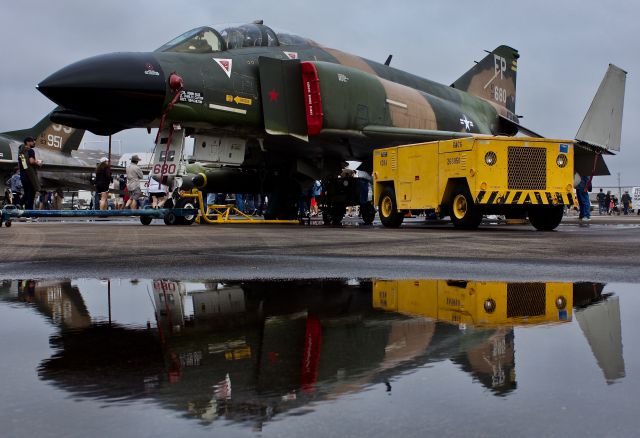 McDonnell Douglas F-4 Phantom 2 (NX749CF) - Collings Foundation F-4D Phantom II on a wet day at the 2018 Wings Over Houston Airshow. This is the only flying Phantom in North America currently. There is an A model Phantom that is for sale and is about 80% complete to flight status. Maybe a motivated and finically well off FlightAware user will finish the job for us Phantom Phanatics? (view in "full" for highest image quality)