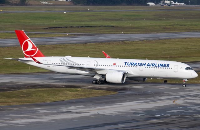 Airbus A350-900 (TC-LGO)