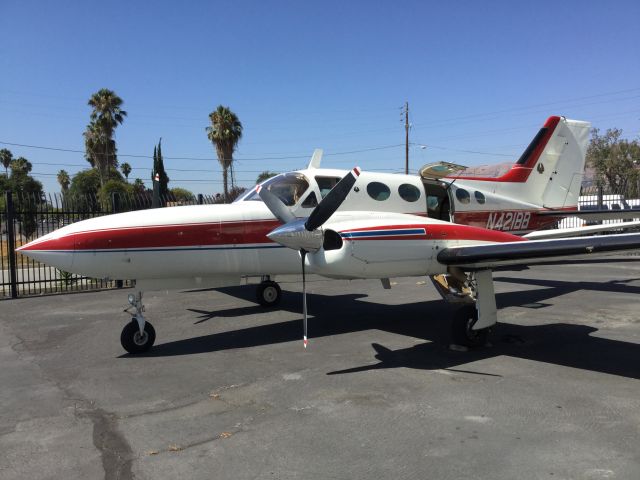 Cessna 421 (N421BB)