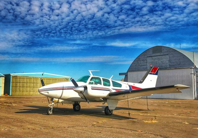 Beechcraft 55 Baron (N362RH) - N362RH - 1984 Beechbr /95-C55