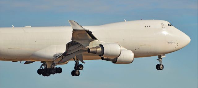 Boeing 747-200 —