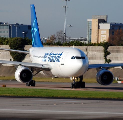 Airbus A310 (C-GTSY)