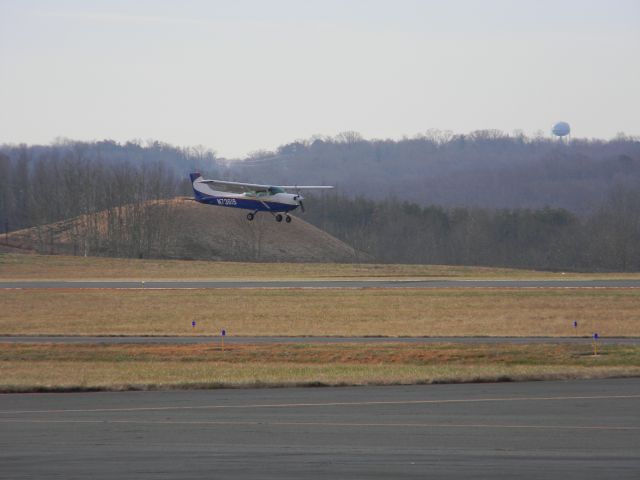 Cessna Skyhawk (N1464E)