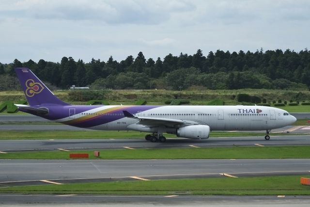 Airbus A330-300 (HS-TBA) - Taxing at NRT 2016/09/29