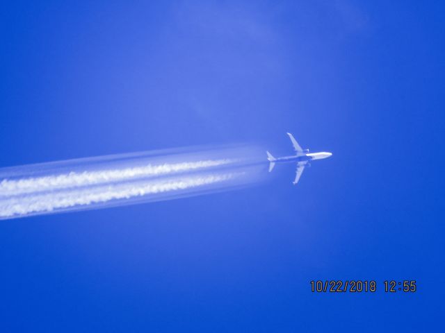 Boeing 737-900 (N265AK)