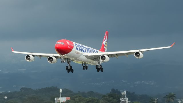 Airbus A340-300 (HB-JMG)
