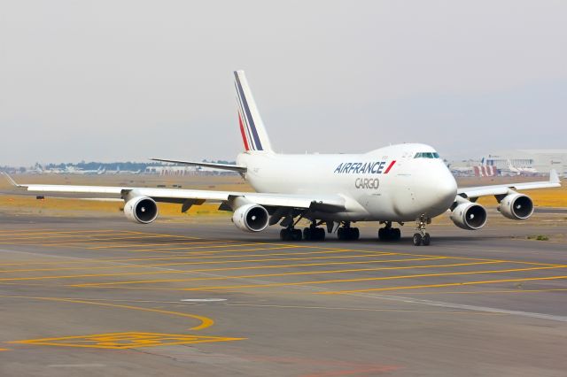 Boeing 747-200 (F-GIUD)