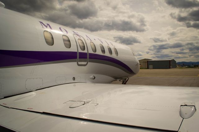 Hawker 1000 (N600MV) - A cloudy afternoon.