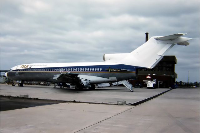 VH-TJC — - TRANS AUSTRALIA AIRLINES - BOEING 727 - REG VH-TJC (CN18843/170) - TULLAMARINE MELBOURNE VIC. AUSTRALIA - YMML (4/11/1977)