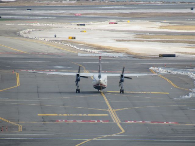 de Havilland Dash 8-400 (N806EX)