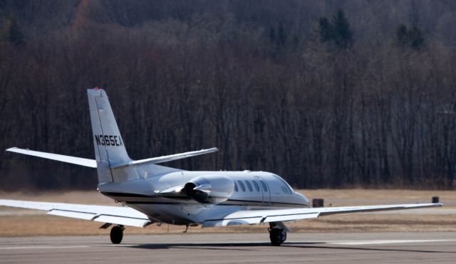 Cessna Citation V (N365EA2) - Take off RW 26.