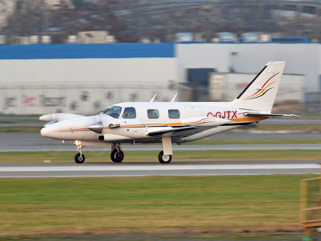 Piper Cheyenne 2 (C-GJTX)