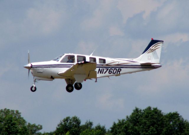 Beechcraft Bonanza (36) (N176DR) - Landing at Shreveport Regional.