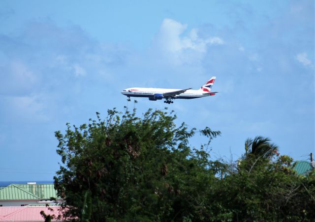 Boeing 777-200 (G-VIIT)