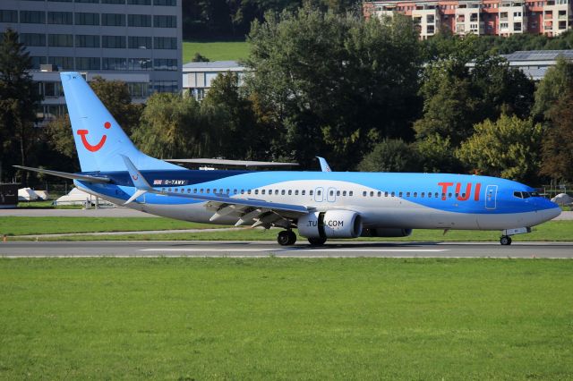 Boeing 737-800 (G-TAWV)