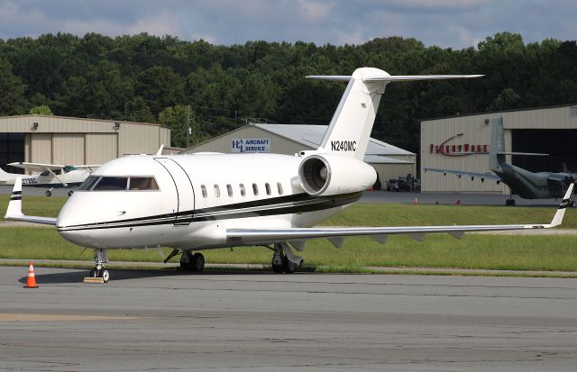 Canadair Challenger (N240MC) - 1982 Canadair CL600S Challenger. Photo taken on 9/11/2020.