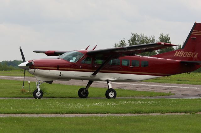 Cessna Caravan (N908KA) - Waving hello!