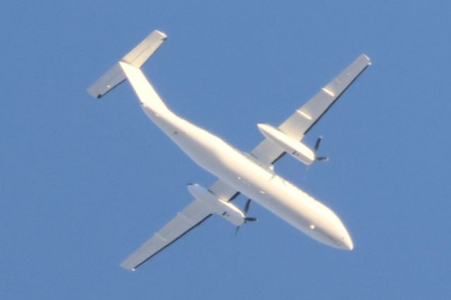 C-FRHQ — - C-FRHQ De Havilland DHC 8 Hydro Québec HYD330 De Montréal YUL vers la ville de Québec YQB Altitude 3692 Mètres. Vitesse 463 KM/H. Survolant la ville de Lavaltrie QC. Le 19-03-2025 à 07:54.