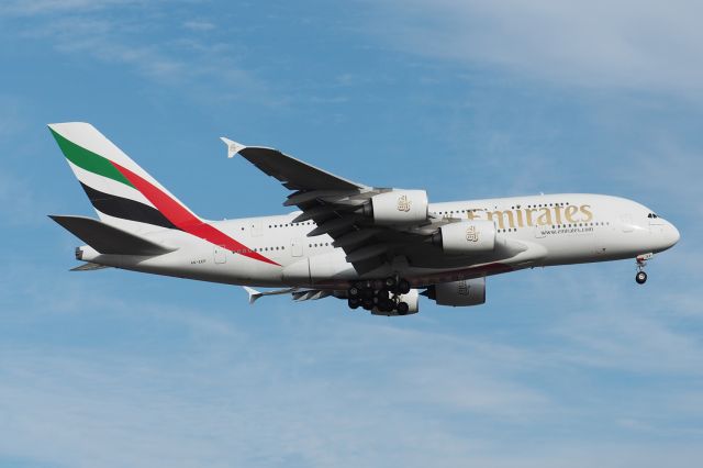 Airbus A380-800 (A6-EEP) - Airbus A380-861 cn 138. Emirates A6-EEP final rwy 21 YPPH 31 December 2022