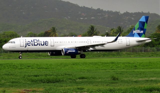 Airbus A321 (N959JB)