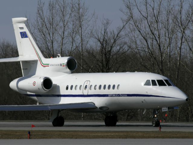 Dassault Falcon 900 (MMZ62244) - Italian Air Force Dassault Falcon 900EXE