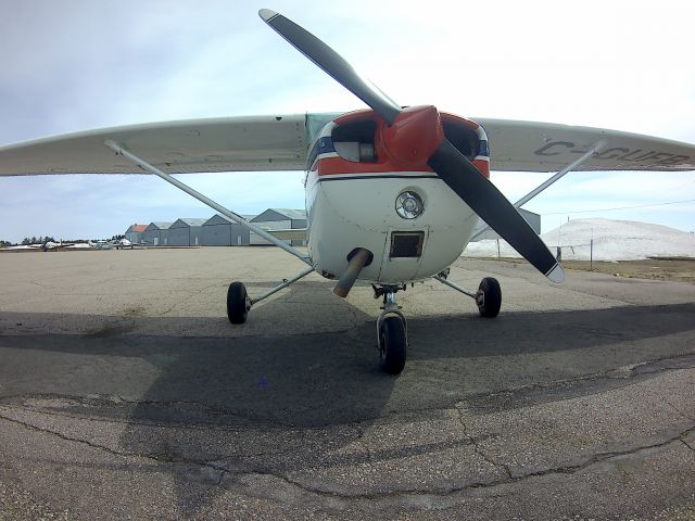 Cessna Skyhawk (C-GUFB)