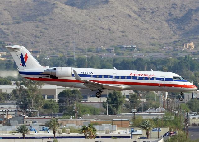 Canadair Regional Jet CRJ-200 (N866AS)