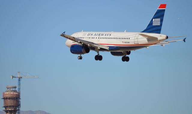 Airbus A319 (N833AW)