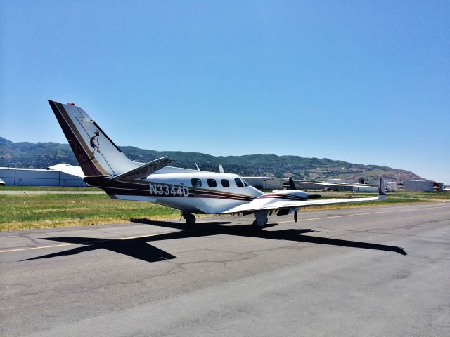 Beechcraft Duke (N3344D)