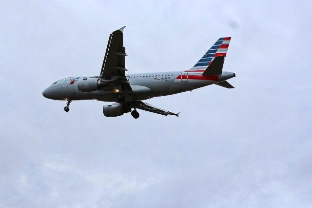 Airbus A319 (N766US)