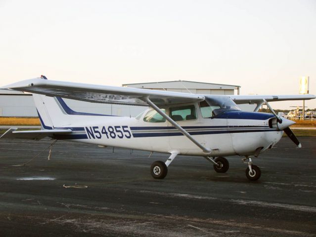 Cessna Skyhawk (N54855)