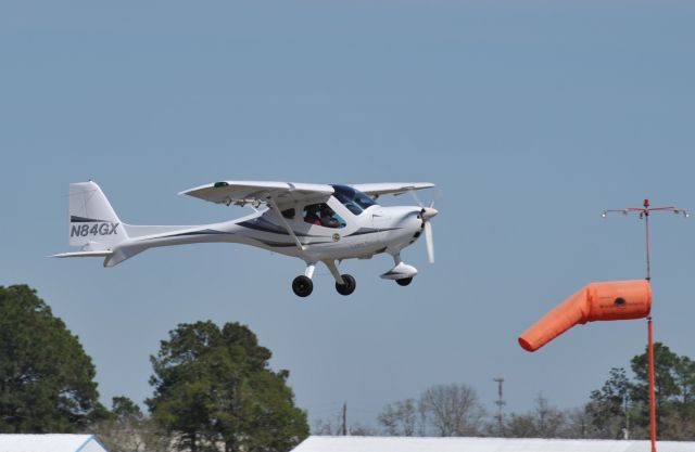 Experimental 100kts (N84GX) - "Light sport" Take off runway 14 KLVJ