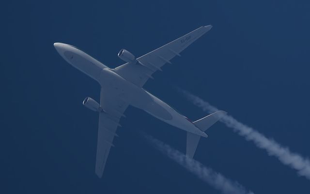 Airbus A330-200 (EI-DIP) - 9-4-2015.br /Alitalia Airlines Airbus A330 EI-DIP Passes Overhead West Lancashire,England,UK at 36,000ft working route Rome-Toronto AZA650.